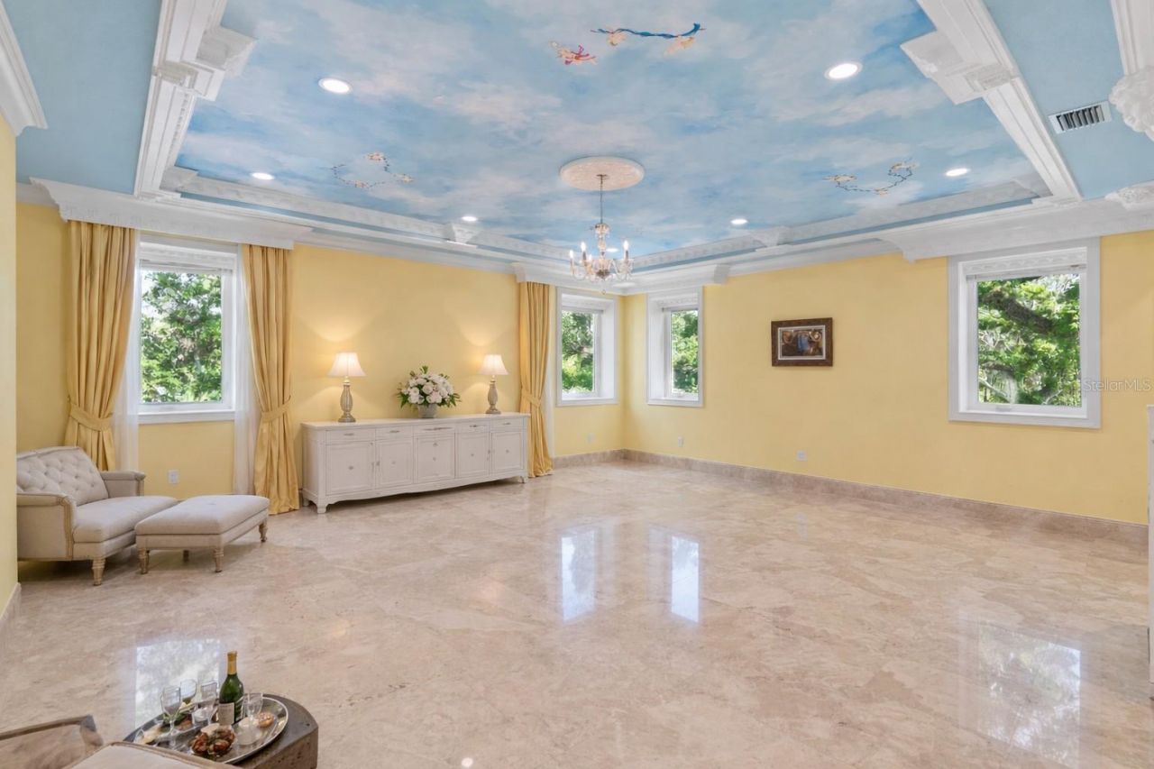 2000 Park Street N, Saint Petersburg, FL 33710 Photo