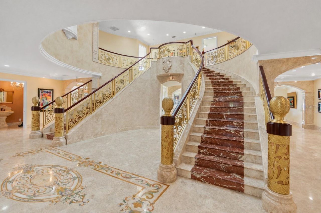 2000 Park Street N, Saint Petersburg, FL 33710 Photo