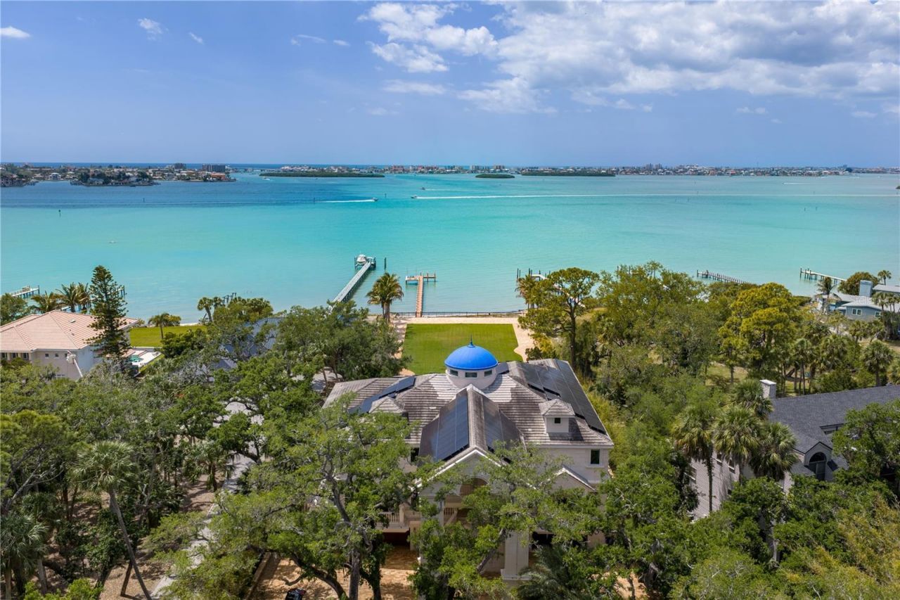 2000 Park Street N, Saint Petersburg, FL 33710 Photo