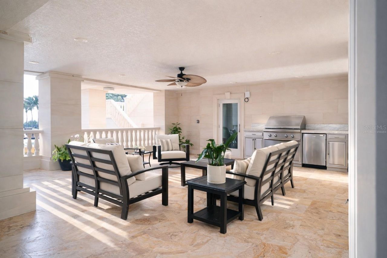 2000 Park Street N, Saint Petersburg, FL 33710 Photo