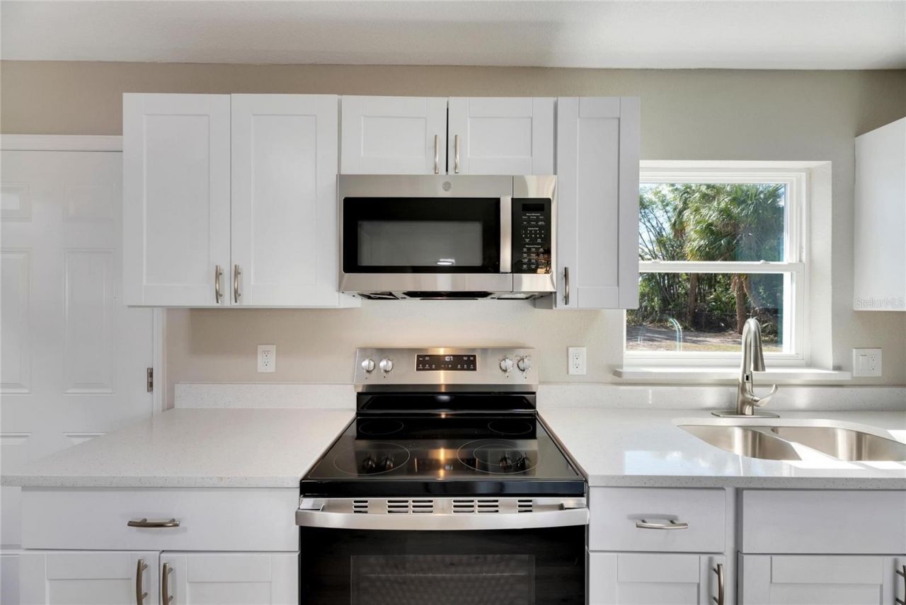 660 Flamingo Drive , Apollo Beach, FL 33572 Photo