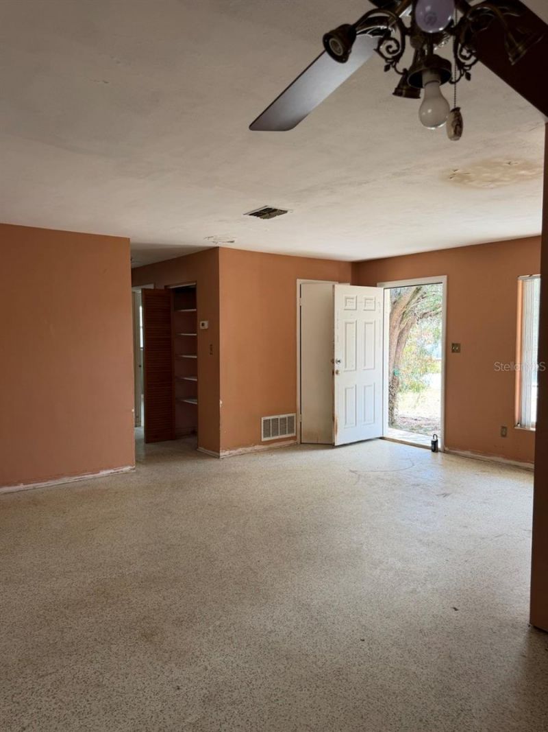 120 N Fairfax Avenue , Winter Springs, FL 32708 Photo