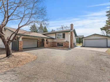 1848 133rd Lane NE, Ham Lake, MN 55304