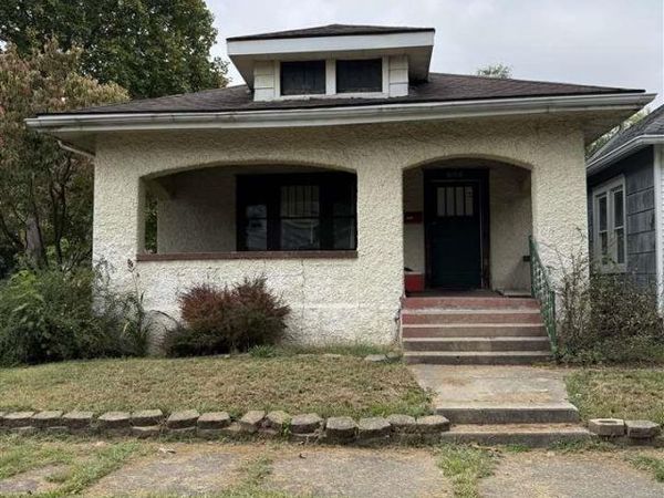 2004 2nd Avenue, Terre Haute, IN 47807