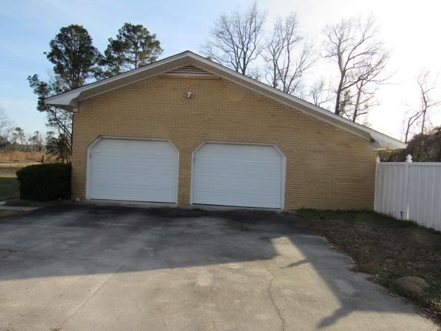 3227 Alvin Kirby Rd Photo 4