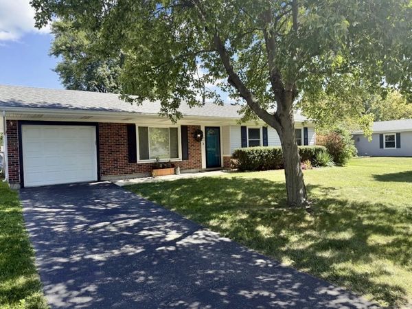 230 Delaware Drive, Bolingbrook, IL 60440