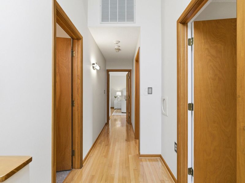 7985 Riverside Drive, Dublin, OH 43016 Photo 25
