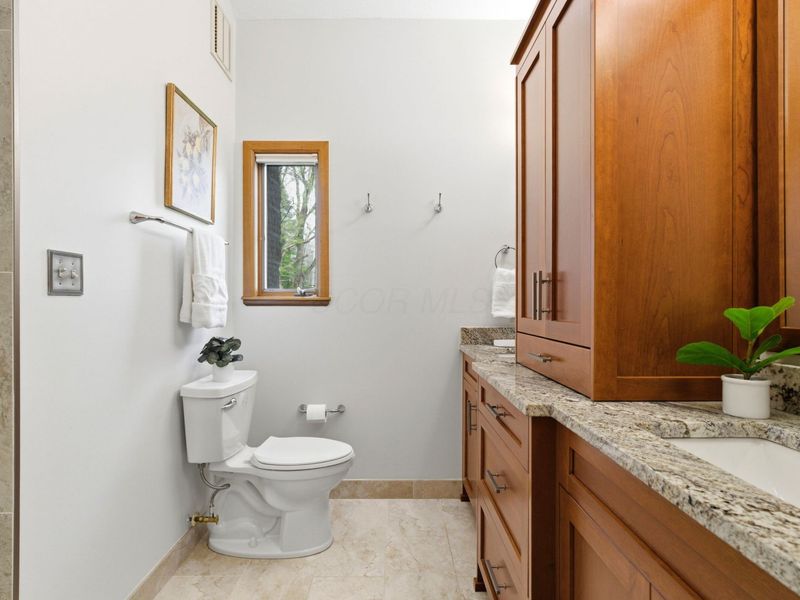 7985 Riverside Drive, Dublin, OH 43016 Photo 30