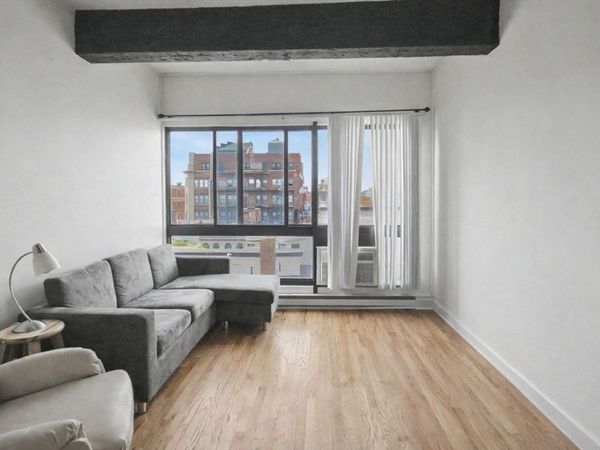 12 Stoneholm St, Unit 608, Boston, MA 02115