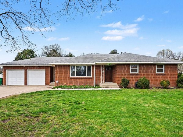 2431 Lilac Avenue, Niles, MI 49120