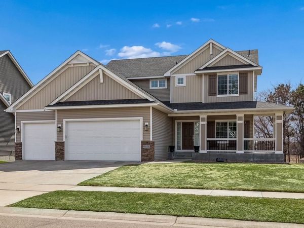 9614 198th Street W, Lakeville, MN 55044