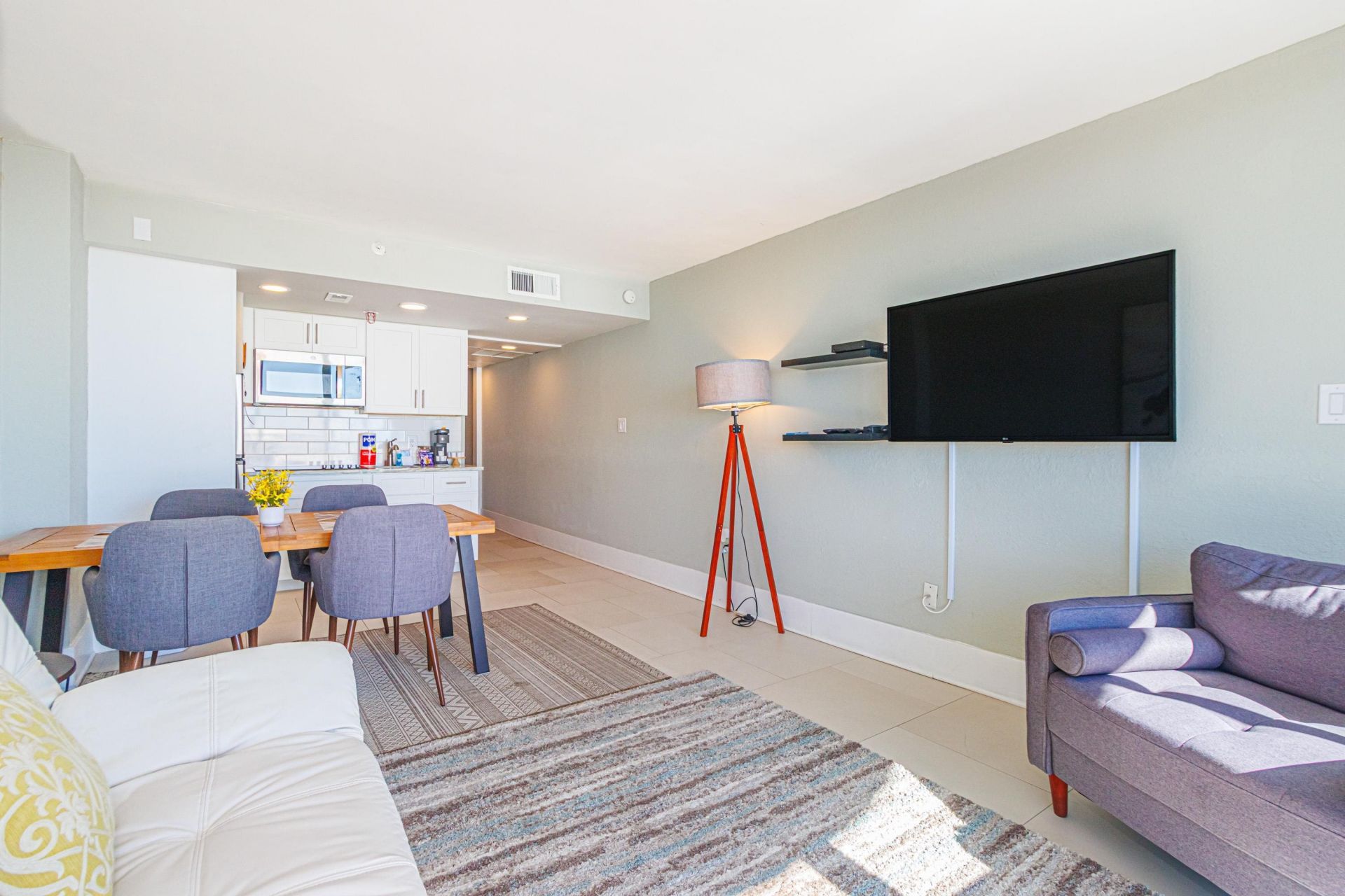 2310 N Ocean Blvd. Photo 13
