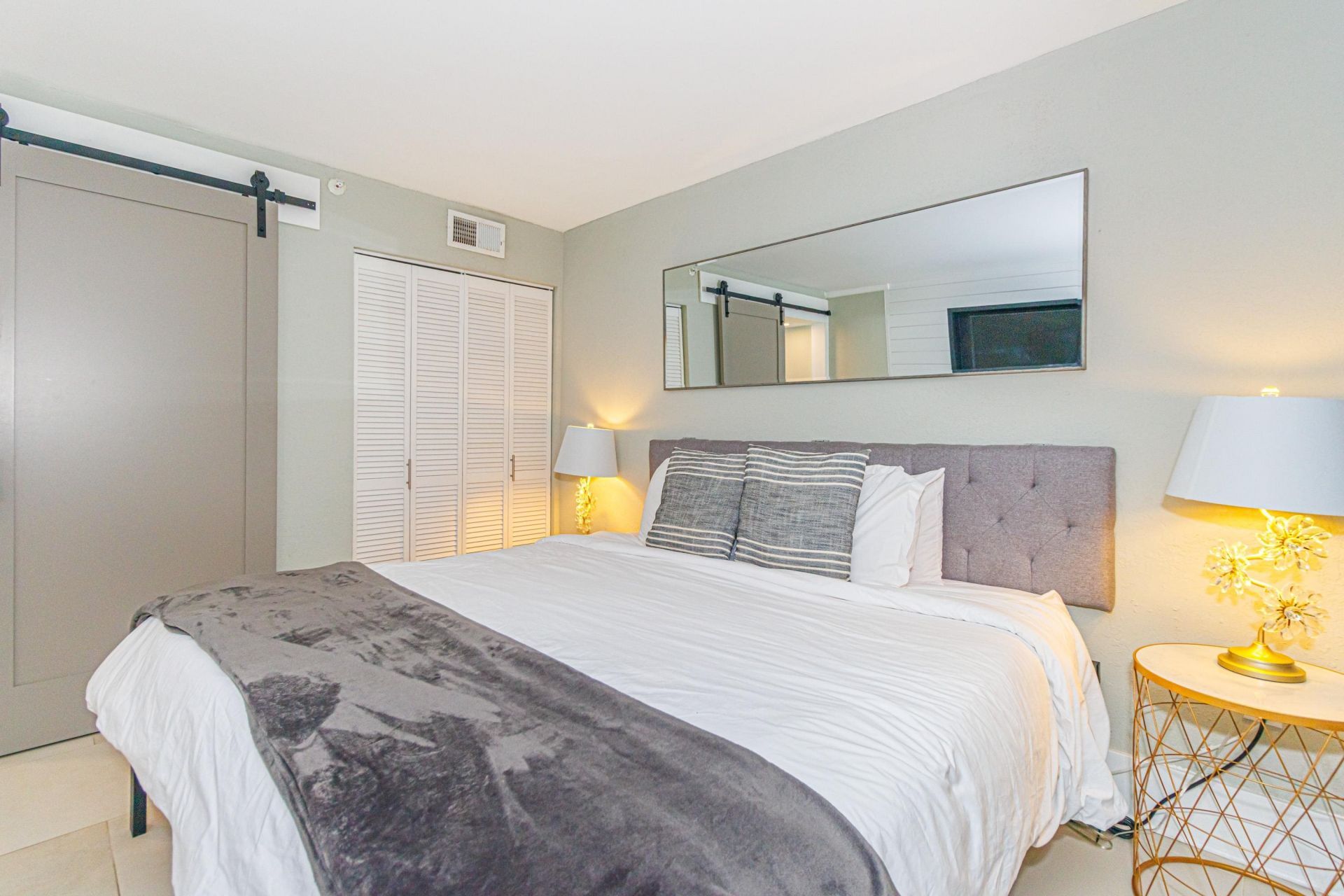 2310 N Ocean Blvd. Photo 20