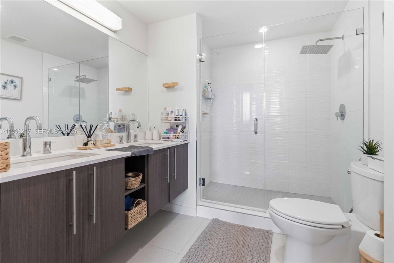 7875 NW 107th Ave, Unit 310, Doral, FL 33178 Photo