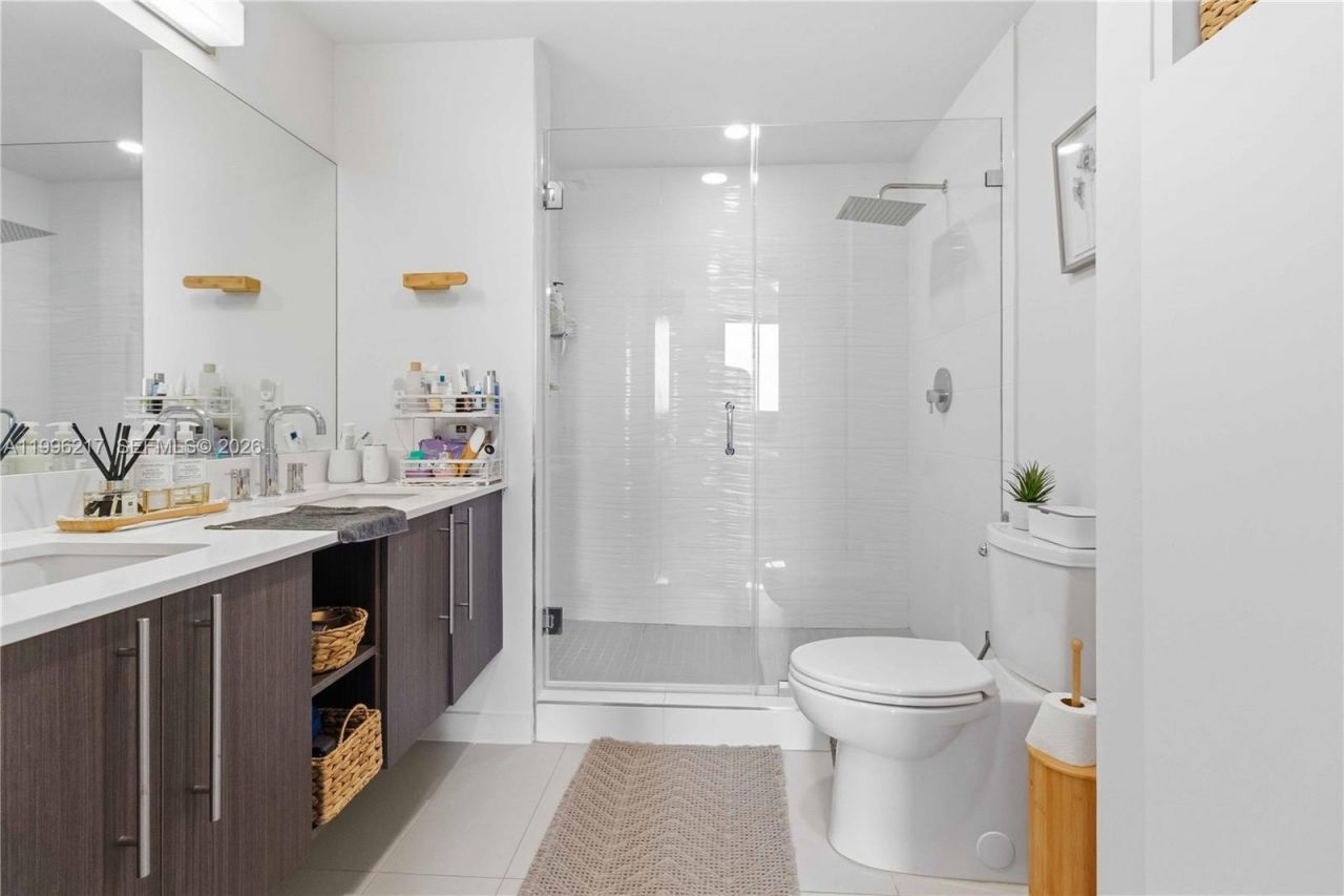7875 NW 107th Ave, Unit 310, Doral, FL 33178 Photo