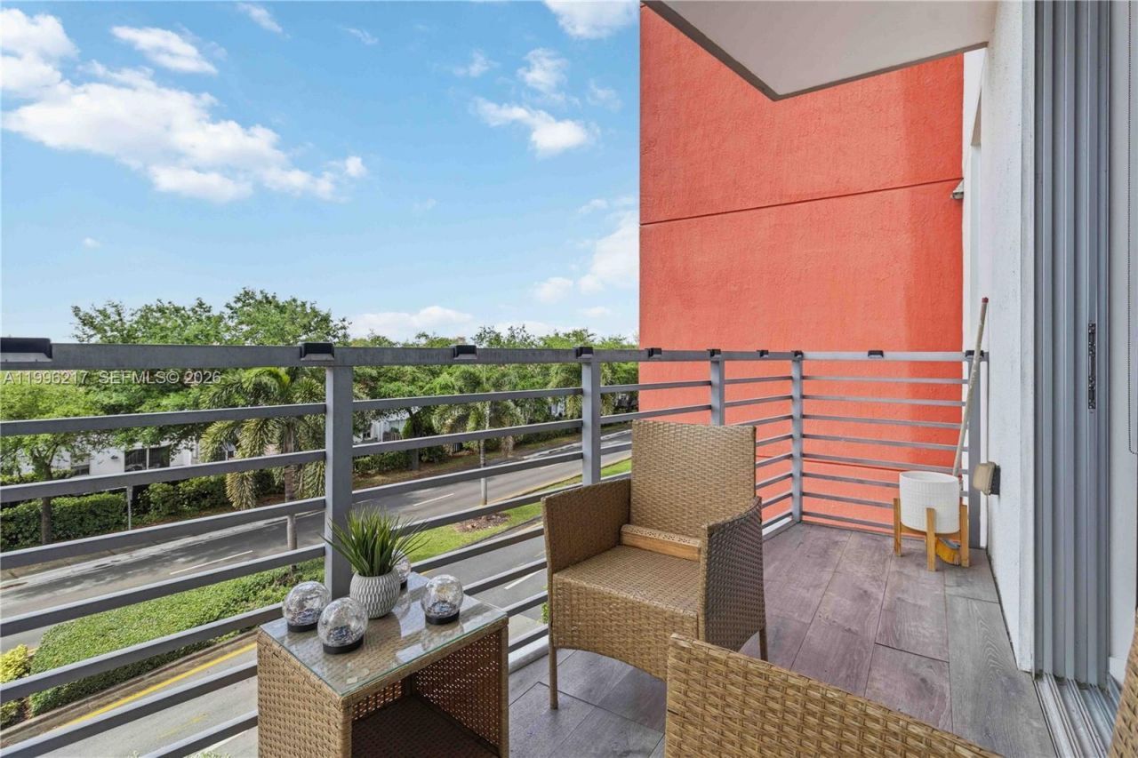 7875 NW 107th Ave, Unit 310, Doral, FL 33178 Photo