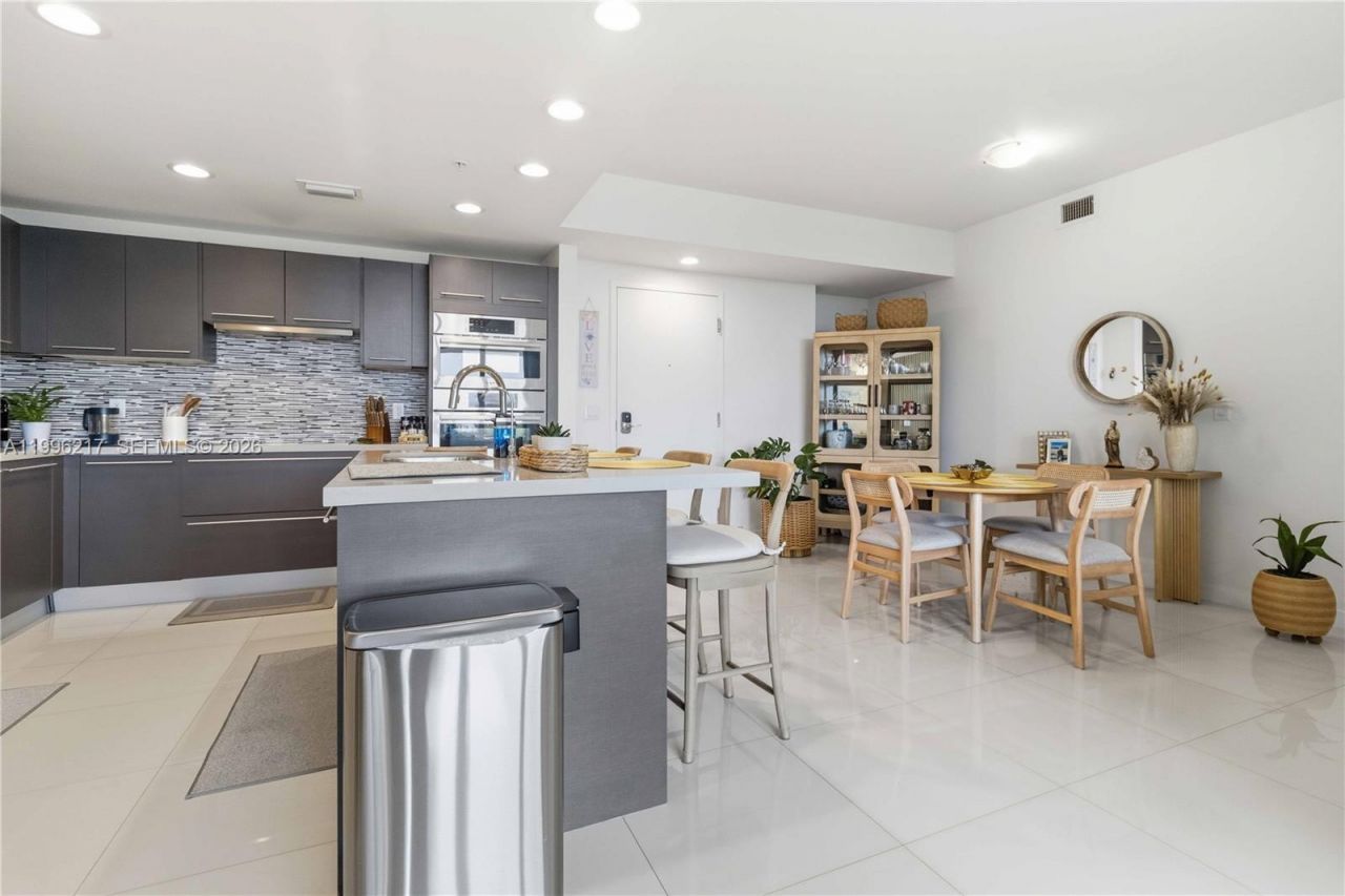 7875 NW 107th Ave, Unit 310, Doral, FL 33178 Photo