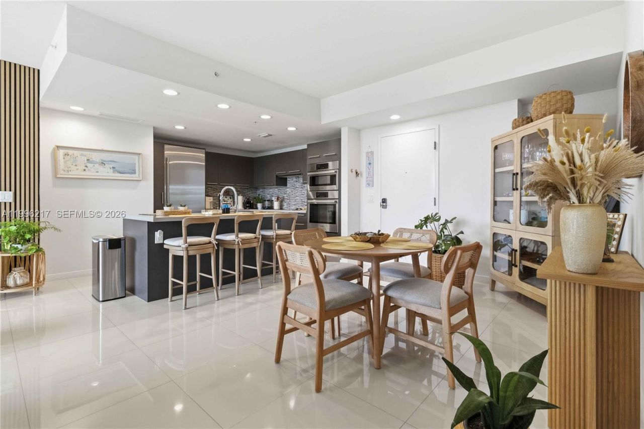 7875 NW 107th Ave, Unit 310, Doral, FL 33178 Photo