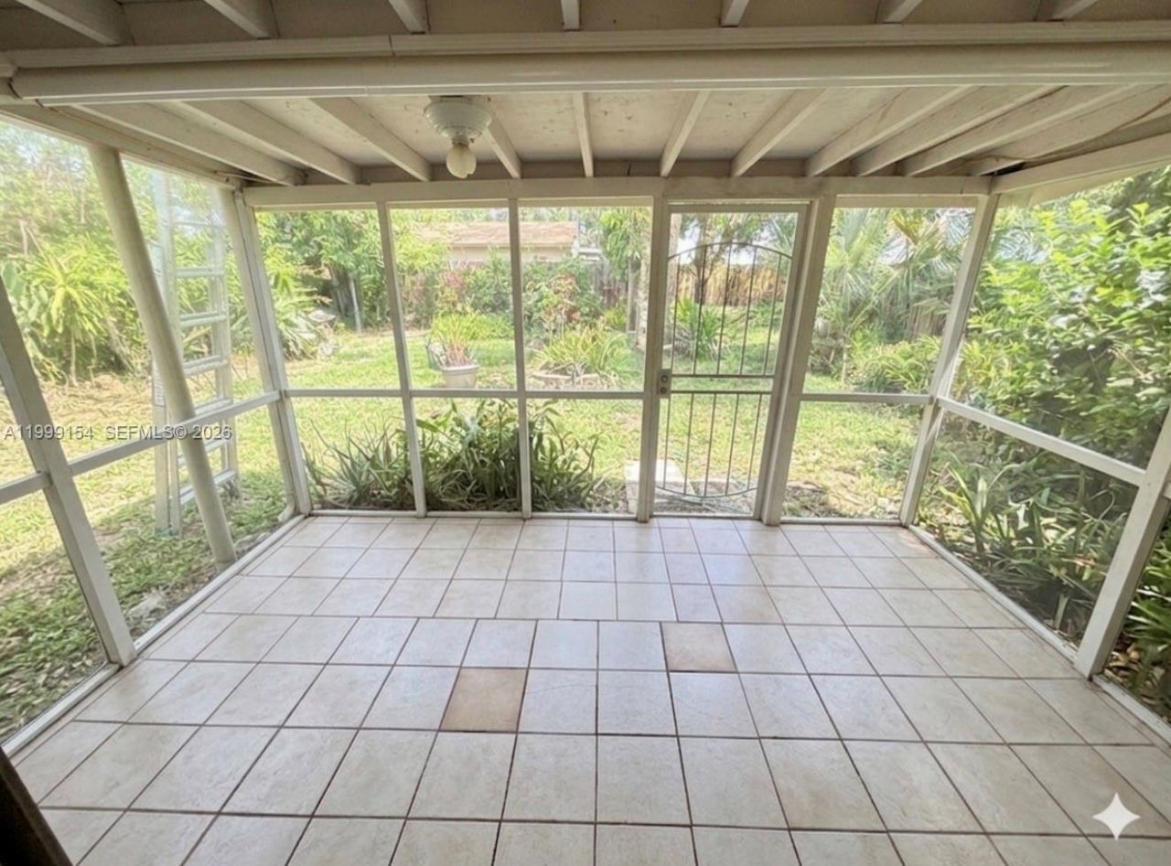 777 NE 144th St, North Miami, FL 33161 Photo