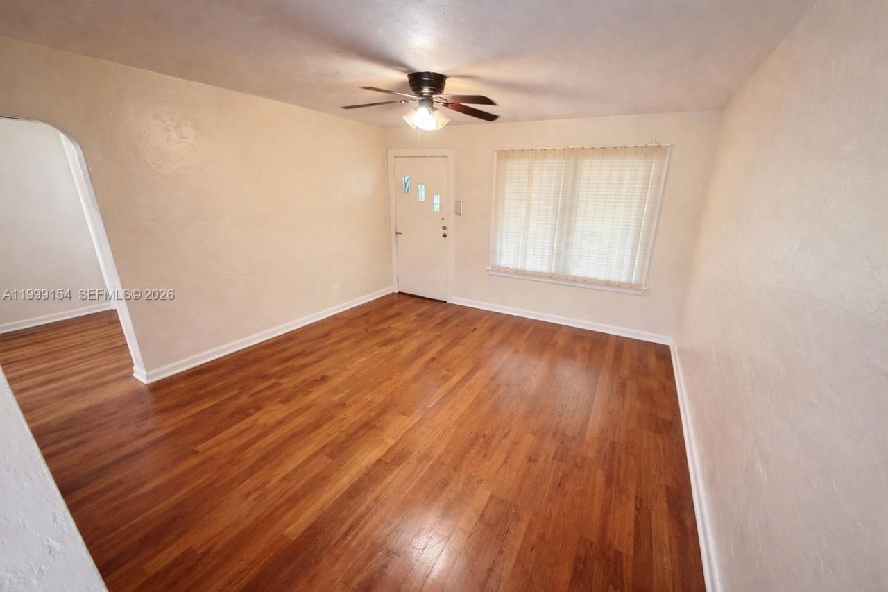 777 NE 144th St, North Miami, FL 33161 Photo