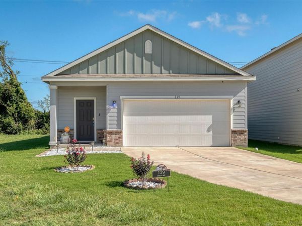 129 Athena WAY, Jarrell, TX 76537