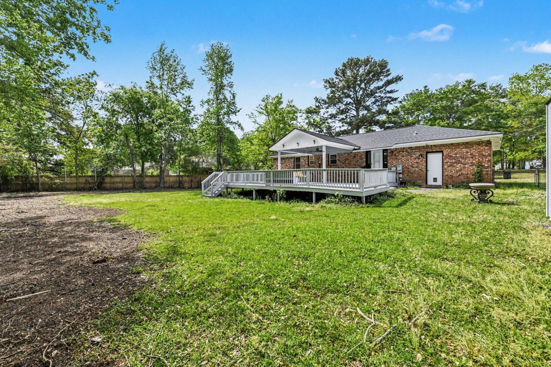 100 Kent Circle Photo 26