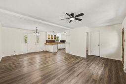 100 Kent Circle photo 4