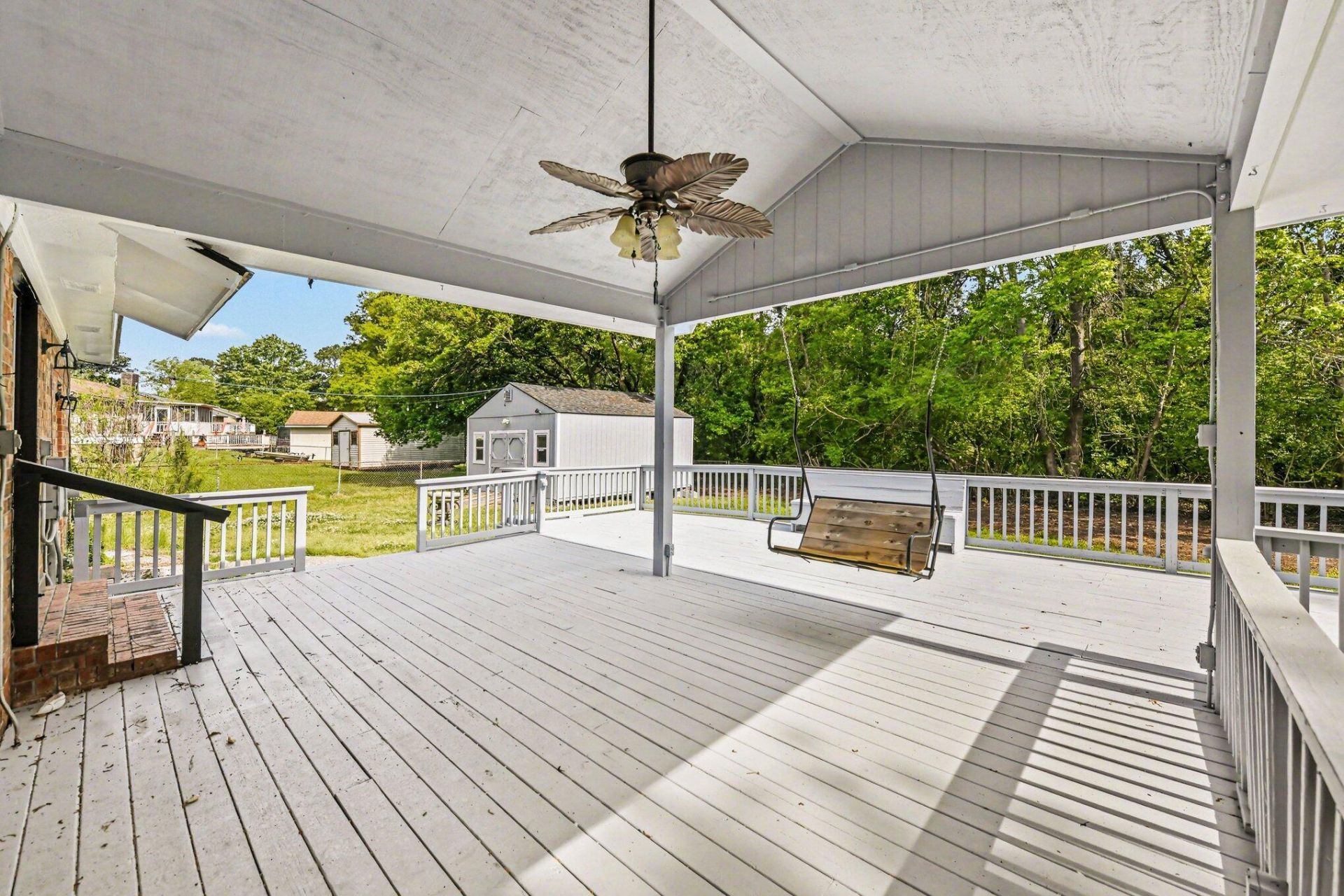 100 Kent Circle Photo 5