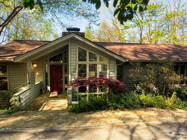 70 Doe Run, Sautee Nacoochee, GA 30571