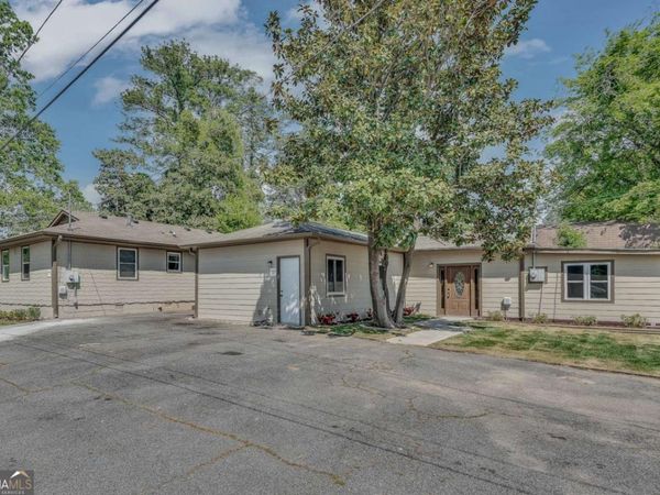 1716 Nekoma Street, Marietta, GA 30068