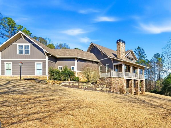 227 Sky View Court, Newnan, GA 30265