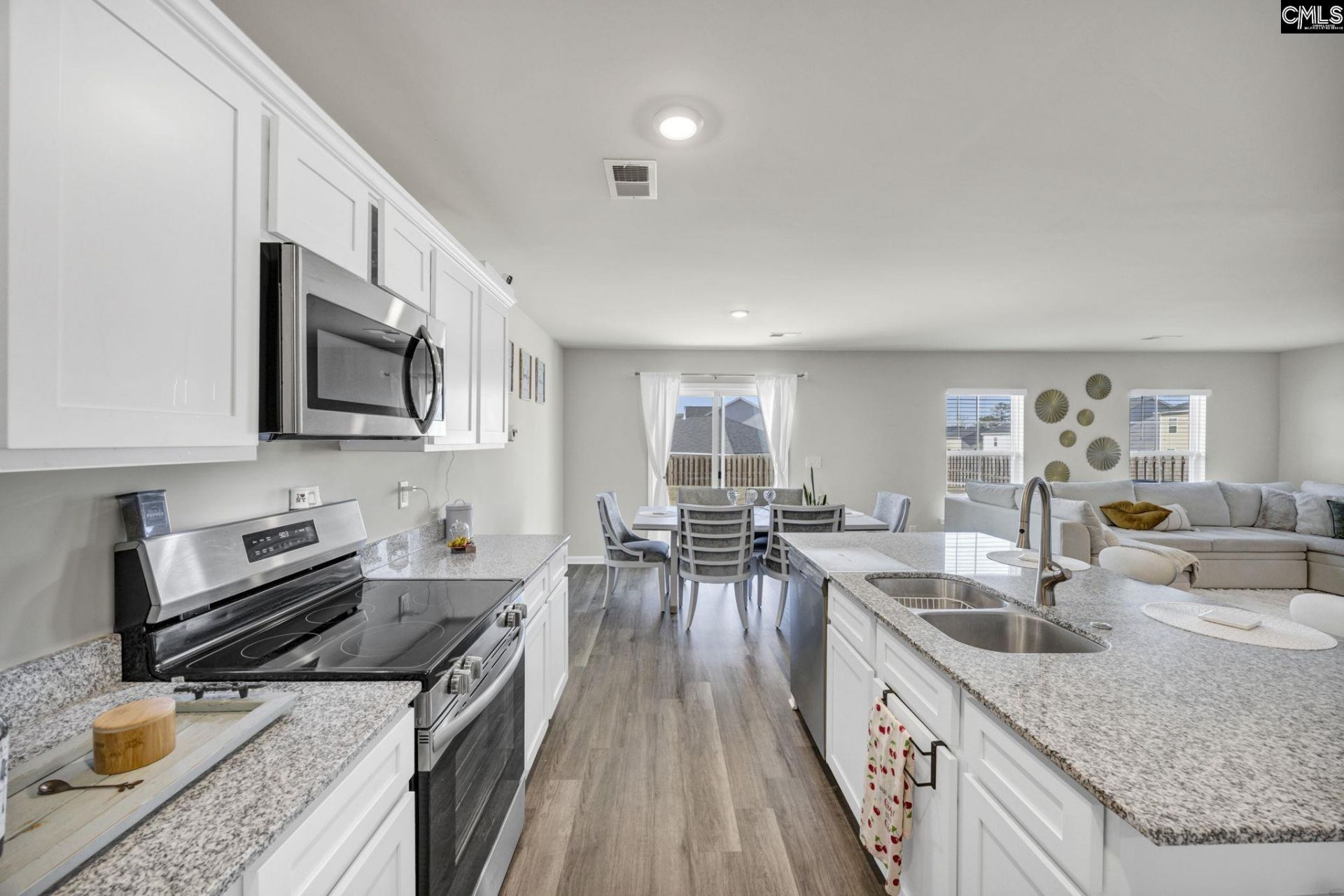 706 Common Widgen Way Photo 14