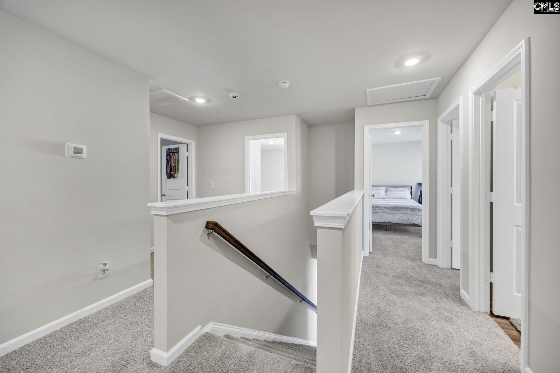 706 Common Widgen Way Photo 18