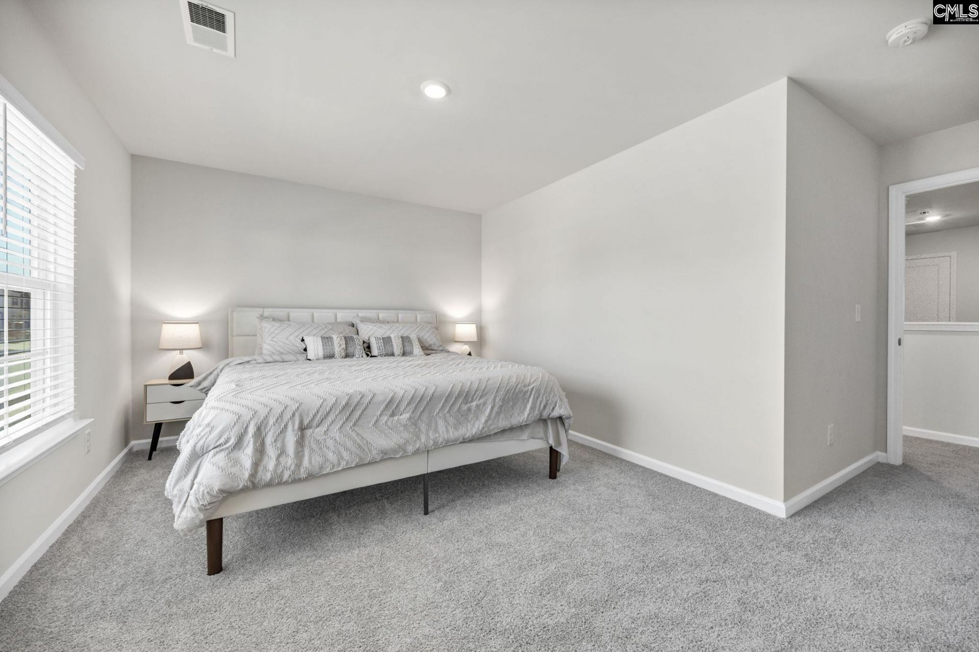 706 Common Widgen Way Photo 27