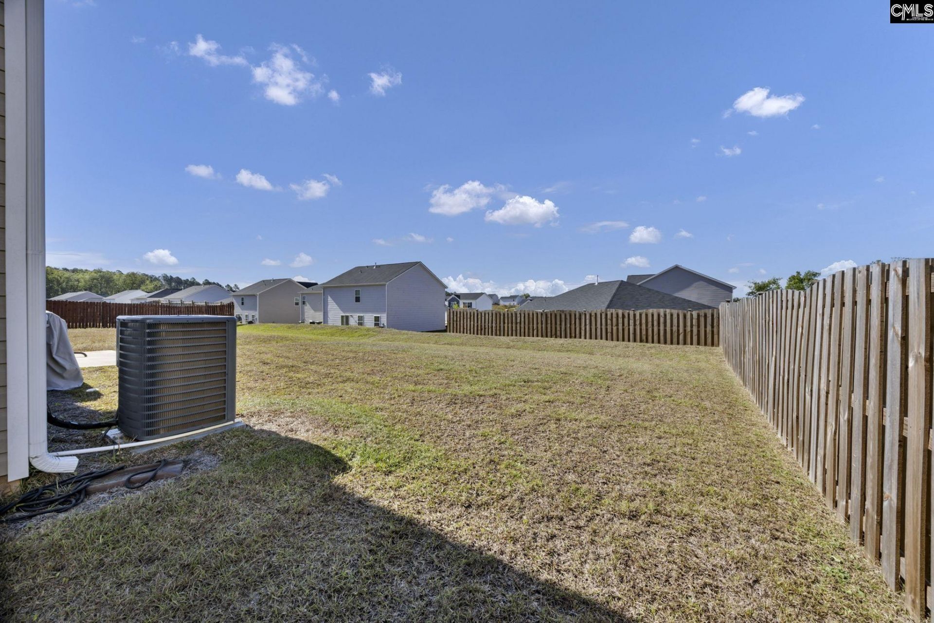 706 Common Widgen Way Photo 32