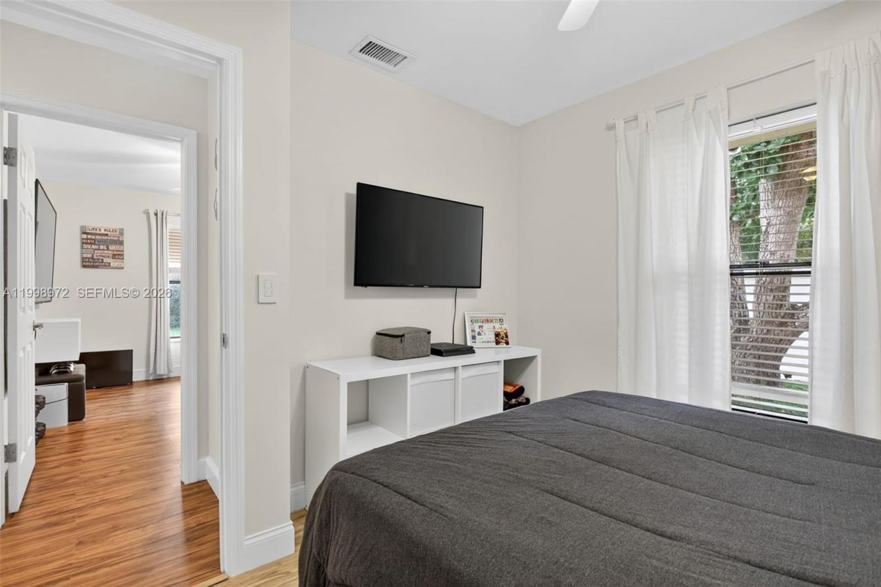 701 NW 41st Ter , Deerfield Beach, FL 33442 Photo