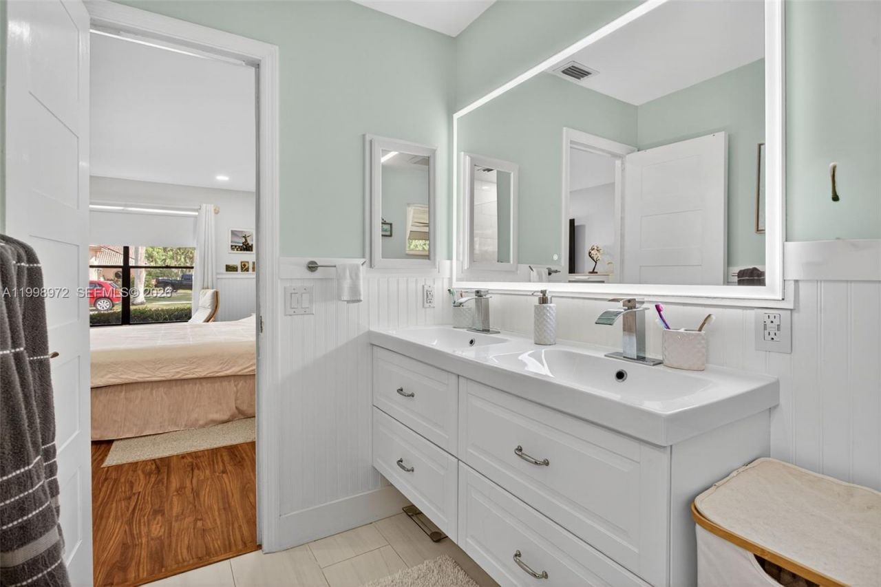 701 NW 41st Ter , Deerfield Beach, FL 33442 Photo