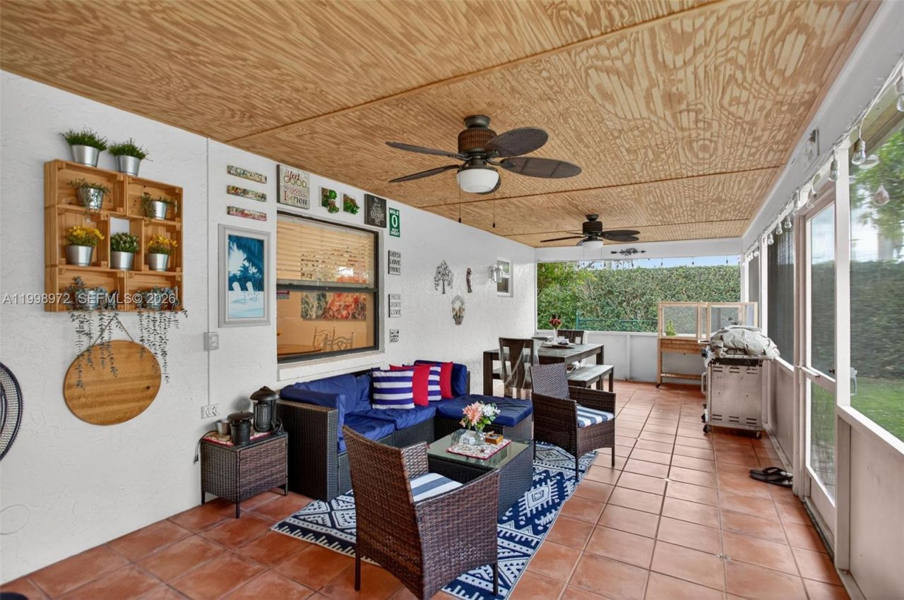 701 NW 41st Ter , Deerfield Beach, FL 33442 Photo