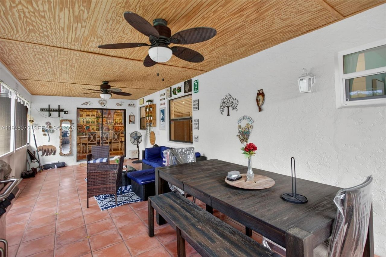 701 NW 41st Ter , Deerfield Beach, FL 33442 Photo