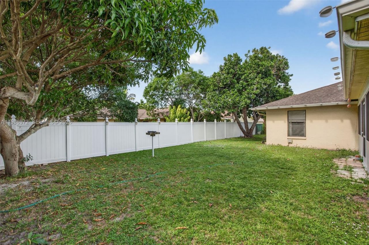 701 NW 41st Ter , Deerfield Beach, FL 33442 Photo