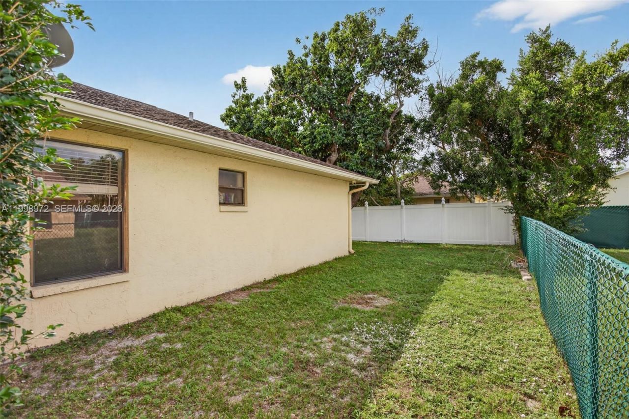 701 NW 41st Ter , Deerfield Beach, FL 33442 Photo