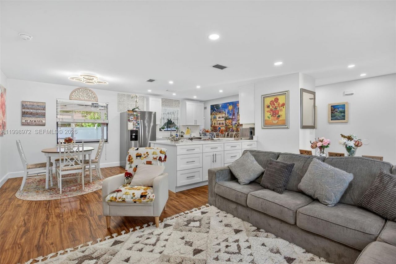 701 NW 41st Ter , Deerfield Beach, FL 33442 Photo