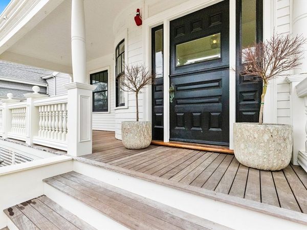 32 Beacon, Unit 1B, Gloucester, MA 01930