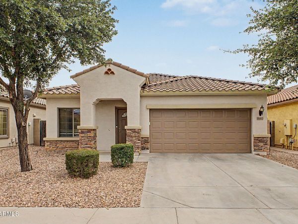 8969 W MYRTLE Avenue, Glendale, AZ 85305