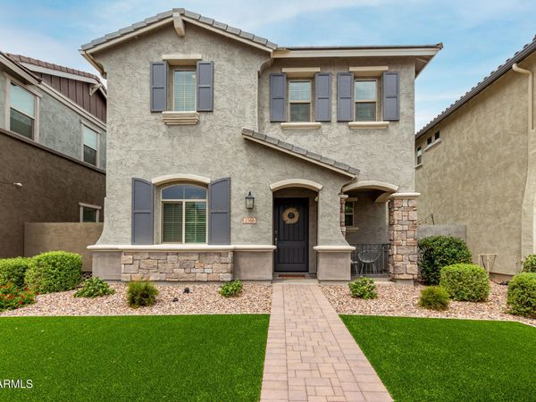 2566 S BETTY Street, Gilbert, AZ 85295