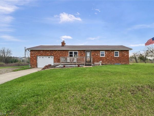 1540 Cinnamon Drive S, West Salem, OH 44287