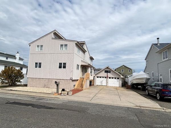 2591 Island Channel Road, Seaford, NY 11783