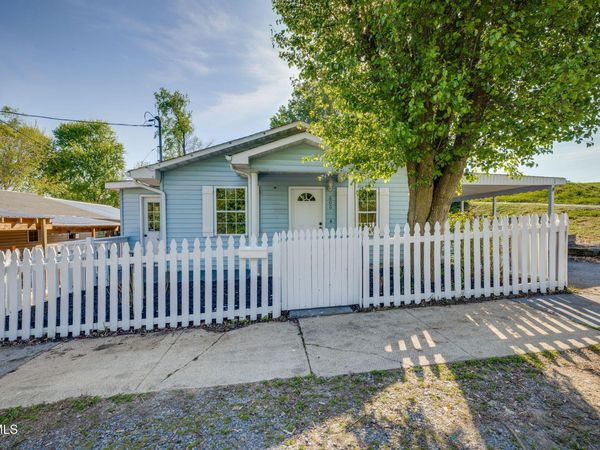 600 North Roan Street, Elizabethton, TN 37643