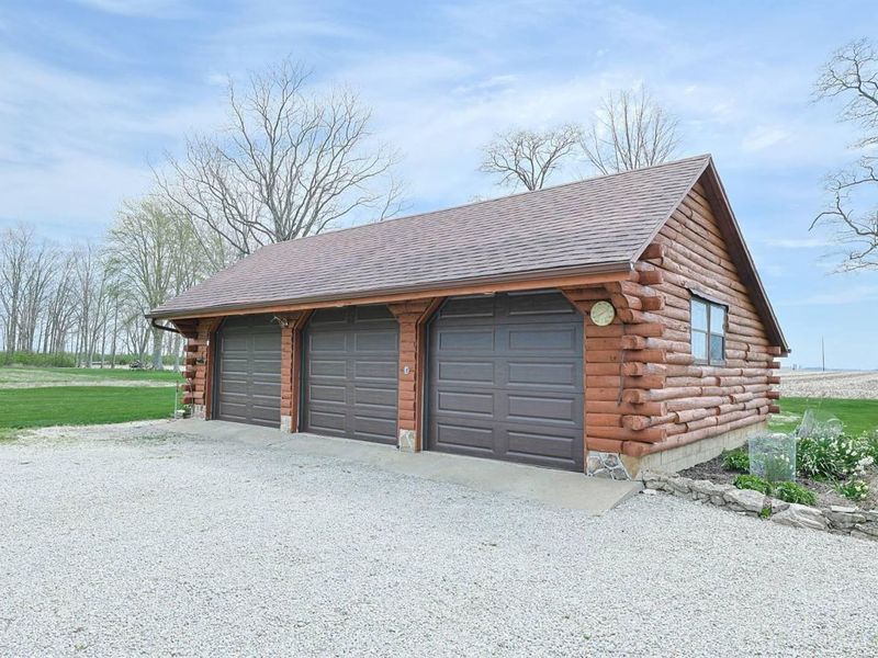 2025 N Forest Hill Road, Troy, OH 45373 Photo 3