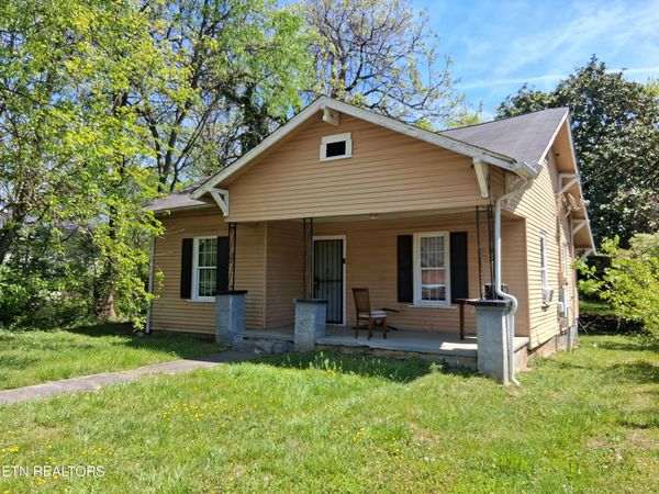 2532 Selma Ave, Knoxville, TN 37914